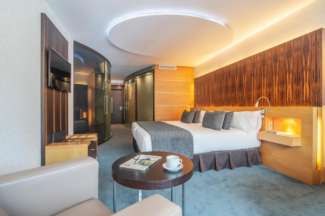 Hotel Starc By Pierre & Vacances Premium Andorra la Vella Exterior photo
