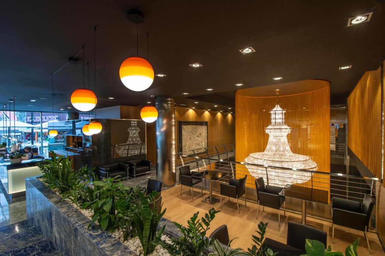 Hotel Starc By Pierre & Vacances Premium Andorra la Vella Exterior photo