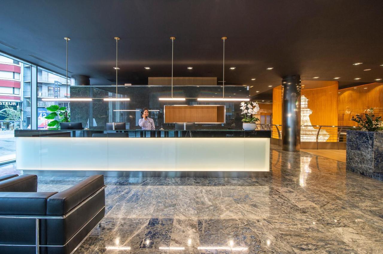 Hotel Starc By Pierre & Vacances Premium Andorra la Vella Exterior photo