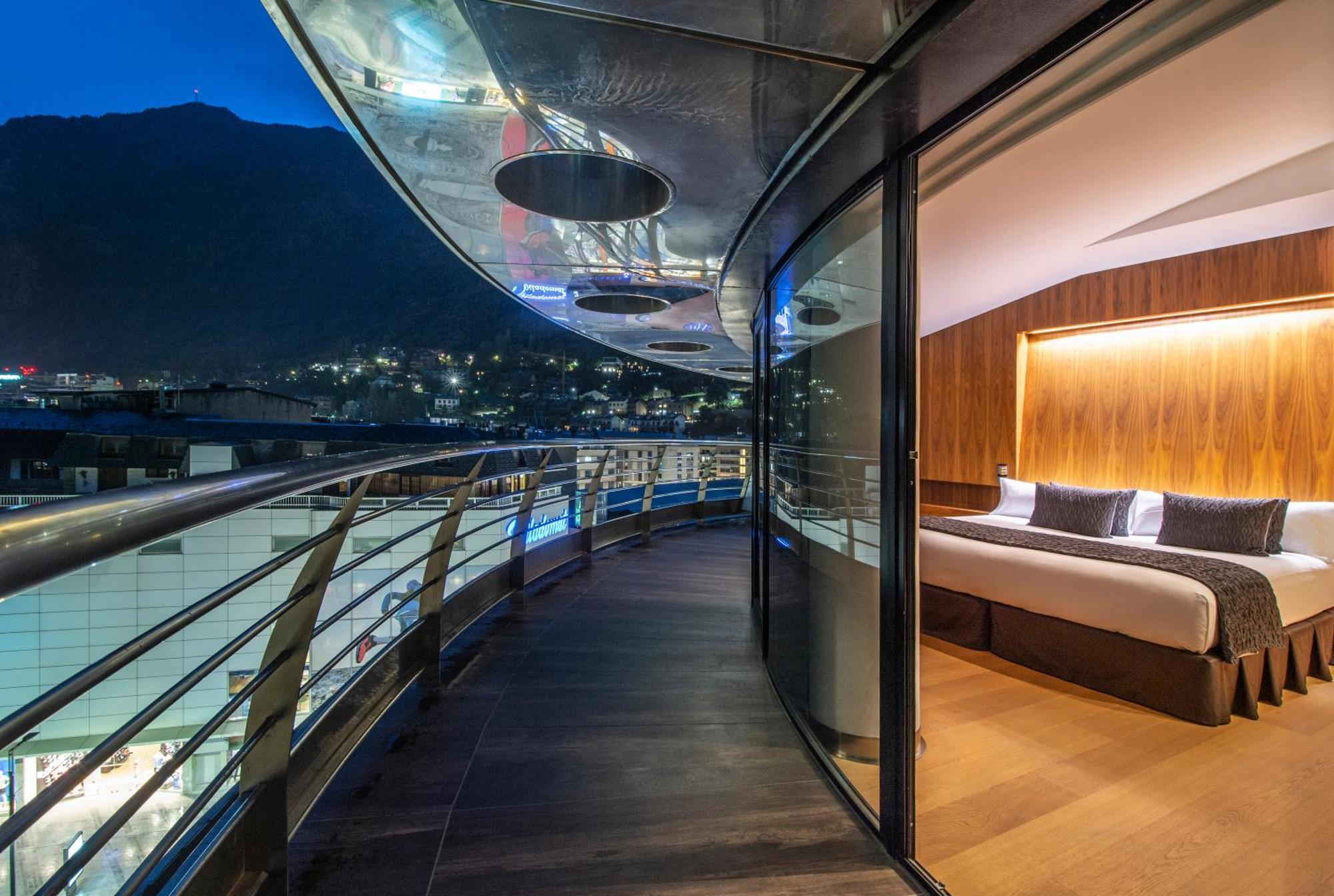 Hotel Starc By Pierre & Vacances Premium Andorra la Vella Exterior photo